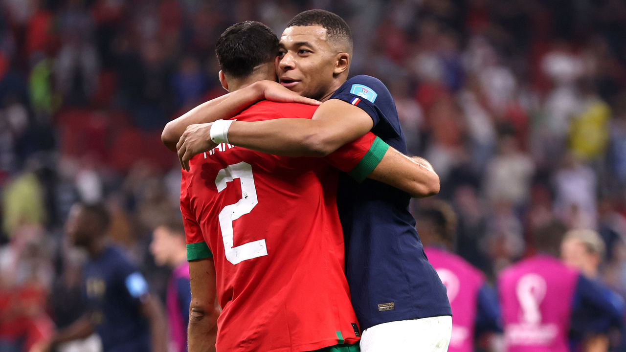 How France held off lionhearted Morocco to make 2nd straight World Cup final